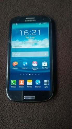 Samsung Galaxy S3 i9300 , sve mreže,sa punjačem