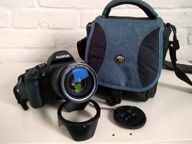Digitalna fotokamera Fujifilm X-S1