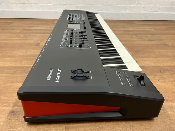 Prodavati Novi Roland FANTOM-8 88-tipki/ Roland Fantom-X8 / Roland Fantom G8 /Nord Electro 6D 61 tipka/ Nord electro 5d 61 tipka /Nord Stage 3 88 tipki / Nord Stage 4 /Korg Kronos X 61 tipka /Korg Pa4X 76-tipka Oriental MG2 /Korg Pa5X 88 tipki (A0-C8)/ Korg KRONOS2 88-tipka LS /Korg Pa1000 61-tipka MG Edition/ Korg Oasys88 88-tipka /Korg M3 Workstation/Sampler/ Yamaha MODX8+ 88 tipki sintisajzer/ Yamaha MODX7+ 76 tipki /Yamaha Montage 8 88 tipki /Yamaha Montage 7/ Yamaha Genos2 XXL 76 tipki