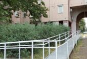 Prodaja 4.0 stan Čelebonovića Bežanijska Kosa Novi Beograd rampa za invalidska kolica pogled na park ogromna terasa staklena zimska kuća renovirana nameštena zakupna imovina investicija nekretnine kupovina Srbija Ekspo 2027 Surčin