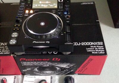 Pioneer-CDJ-2000NXS2-testing