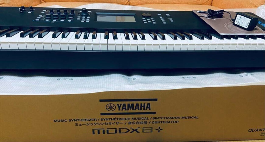 Novi Yamaha MODX8+ 88 tipki sintisajzer, Yamaha MODX7+ 76 tipki, Yamaha Montage 8 88 tipki, Yamaha Montage 7, Yamaha Genos2 XXL 76 tipki, Yamaha GENOS 76 tipki, Tyros 5, Tyros 4, Motif XF8, Yamaha PSR-SX900, Yamaha PSR-A5000, Korg Kronos2 61 tipka, KORG KRONOS2-88LS 88 tipka, Korg Kronos X 61 tipka / Korg Oasys88 88 tipki, Korg Pa5X 76: 76 tipki (E1-G7), Korg Pa4X 76 tipki Oriental MG2, Korg Pa1000 MG sa 61 tipkom Izdanje, Korg M3 Workstation, Ketron EVENT klavijatura sa 61 tipkom, Ketron SD80-kromatska tipkovnica/ Ketron SD60/SD60K, Ketron SD9, Ketron SD7, Ketron SD90 modul aranžera, Nord Electro 6D sa 61 tipkom, Yamaha Montage 8, Roland FANTOM-8, Roland Fantom-X8 , Roland Fantom G8